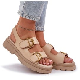 Sandalias de cuero ecológica con hebillas beige 8