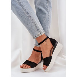 Sandalias de luz en la plataforma y delicadas cuñas negras negro 6