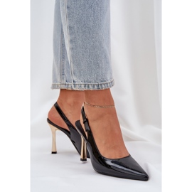 Tacones altos barnizados con un talón abierto y dedos puntiagudos negro 3