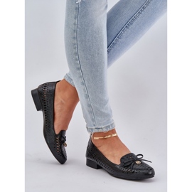 Jezzi Ballerinas de Openwork con un arco de cuero negro ecológico 5