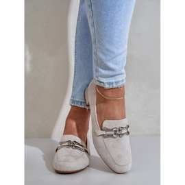 Jezzi Mocasines con un adorno en un delicado tacón ecológico beige 6