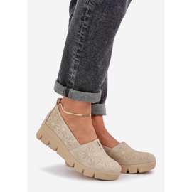 Jezzi Zapatos para mujeres con un patrón de cuña de oro dorado 1