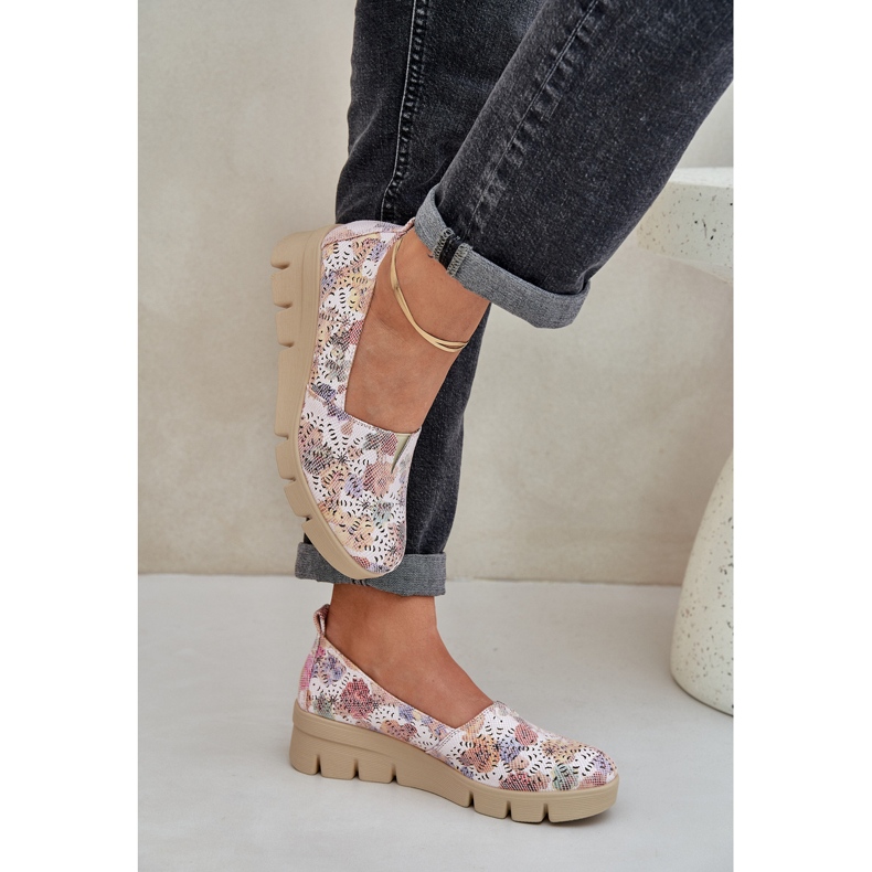 Jezzi Zapatos para mujeres con un patrón de cuña multicolor abierta blanco 2 Jezzi Zapatos para mujeres con un patrón de cuña multicolor abierta blanco 2