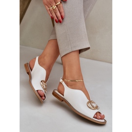 Sandalias de cuero de ceñada plana con la decoración Laura Messi 2865 beige 6