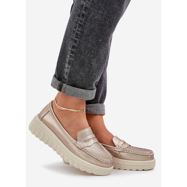 Mocasines de cuero a puertas para mujeres en la plataforma y cuñas de champán dorado 1