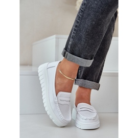 Mocasines de cuero a puertas de mujer en la plataforma blanca blanco 2