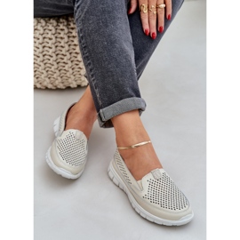 Mocasines para mujeres de cuero ligero en la plataforma beige 7