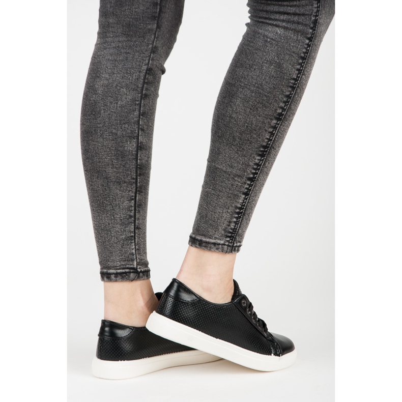 Zapatillas caladas negro 1