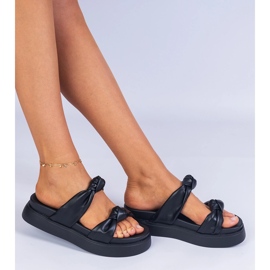 Zapatillas negras en la plataforma negro 1 Zapatillas negras en la plataforma negro 1