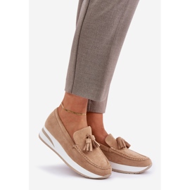 Mocasines en una delicada cuña ecológica, gamuza beige 1