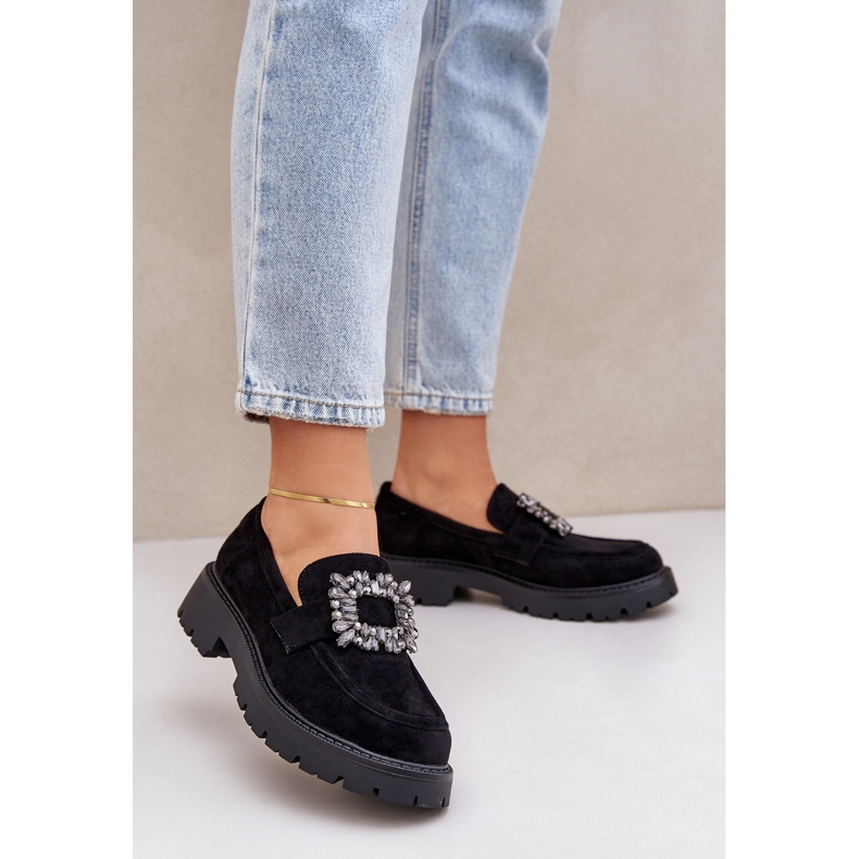 Mocasines para mujeres de gamuza ecológica con un broche decorativo negro 2