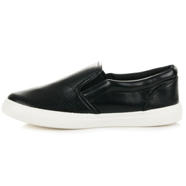 Slipons calados negro 3