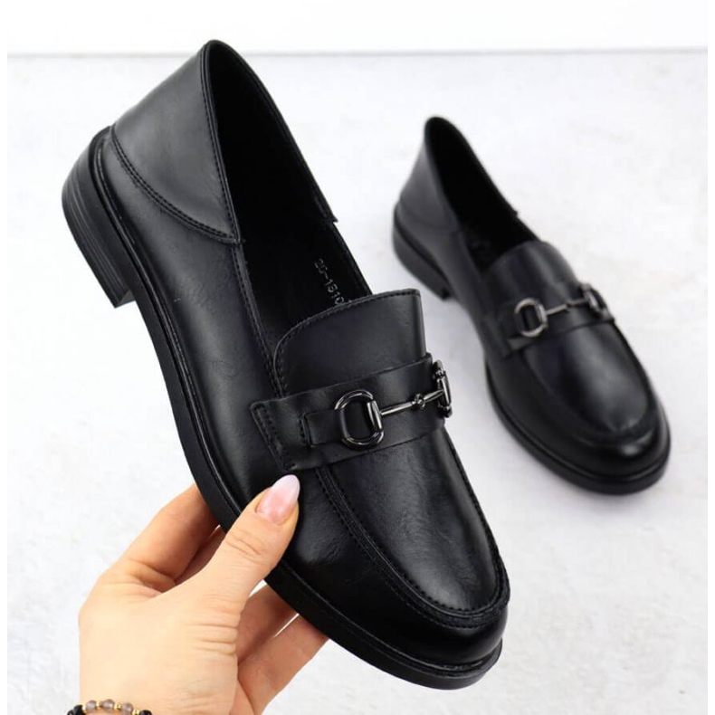 Moccasin zapatos con una decoración Vinceza 18107 negro 1 Moccasin zapatos con una decoración Vinceza 18107 negro 1