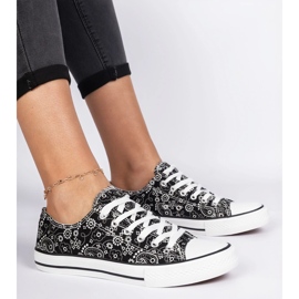 Zapatillas de deporte de material de mujeres negras en estilo azteca negro 1