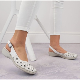 Sandalias cómodas de piel Rieker W RKR665 blanco 13
