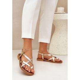 Sandalias planas de cuero con rayas de oro Zazoo 40429 entrelazadas dorado 2 Sandalias planas de cuero con rayas de oro Zazoo 40429 entrelazadas dorado 2