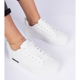 Zapatillas de deporte de material de mujeres blancas en la plataforma blanco 4