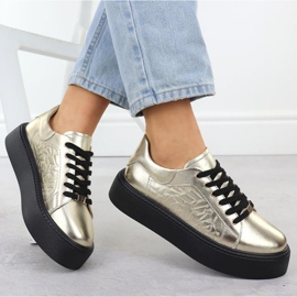 Zapatos para mujeres en la plataforma Filippo Paw546b dorado 4