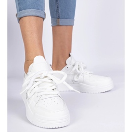 Zapatillas de deporte de mujeres blancas con cordones gruesos blanco 1