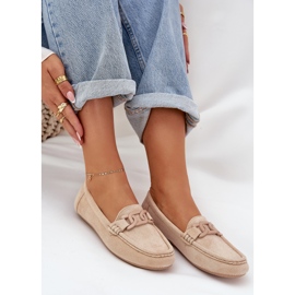 Mocasines de gamuza ecológica de mujeres con decoración beige 6