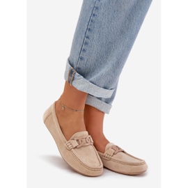 Mocasines de gamuza ecológica de mujeres con decoración beige 1