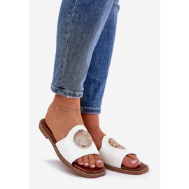Flip de cuero de cuero ecológico chanclas con una decoración blanca blanco 1