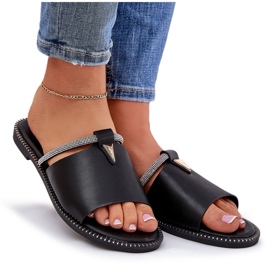 Chanclas de tacón plano de cuero ecológico con una tira decorativa correa negra negro 7