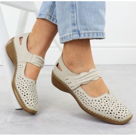 Zapatos de cuero para mujeres con velcro beige rieker 41399-14 10