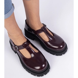 Zapatos burdeos en la plataforma ecológica rojo 3