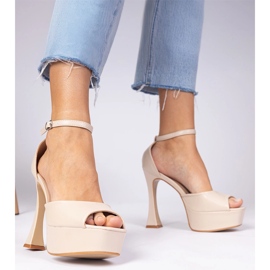 Sandalias beige tacón 2
