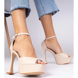 Sandalias beige tacón 1 Sandalias beige tacón 1