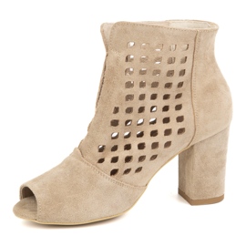 Exquisite Botas de ante Openwork para mujeres en la publicación beige 1554EX 1