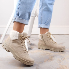Cómodos botines de mujer beige con aislamiento de Rieker 3