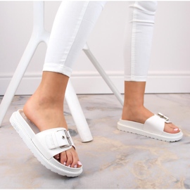 Chanclas de piel ecológica blanca con hebilla Big Star JJ274A309 blanco 6