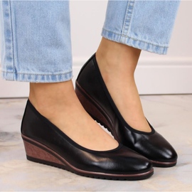 Zapatos de salón negros con cuña W Vinceza 11
