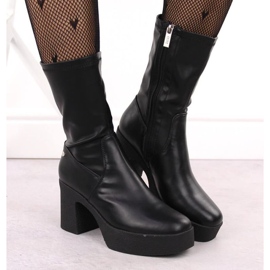 Botas en el poste de Goe en MM2N4047 INT2056 negro 7