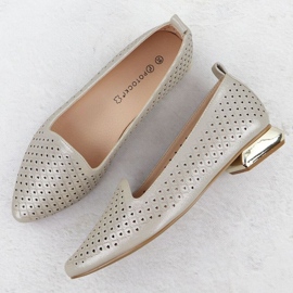 Zapatos en un talón decorativo Potocki en SZ12574 WOL290 8