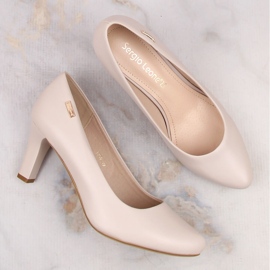 Zapatos de tacón beige de Sergio Leone 7