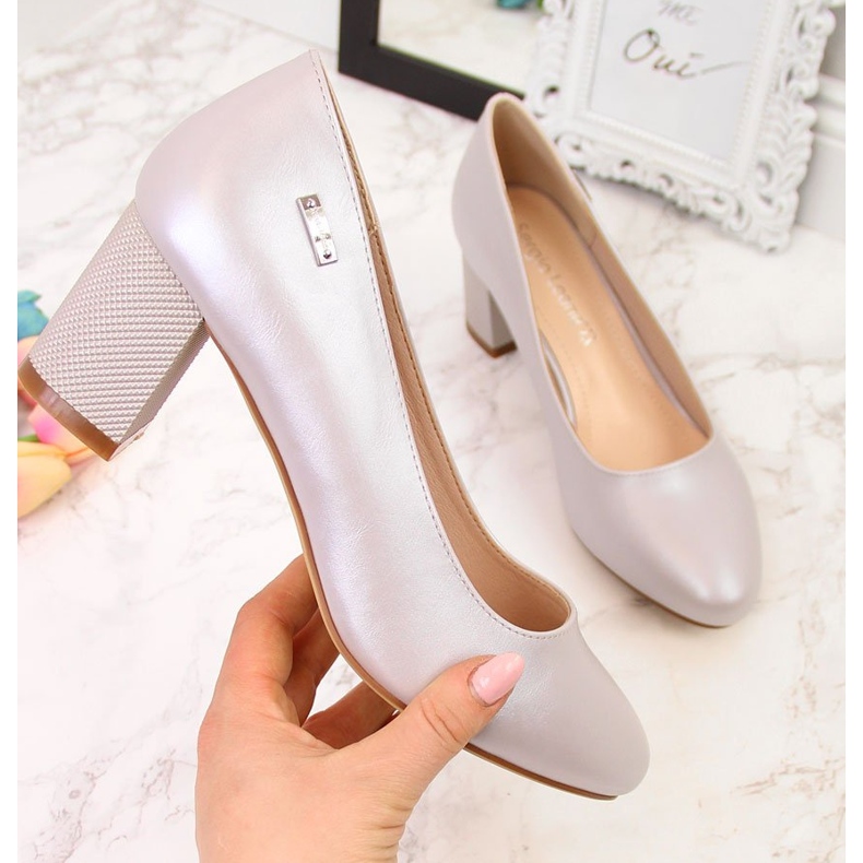 Zapatos de salón de perlas plateadas para mujer con tacón alto decorativo de Sergio Leone plata 2