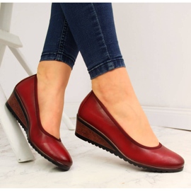 Zapatos de salón rojos con cuña Vinceza 1