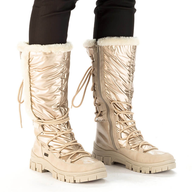 Botas de nieve impermeables de mujer en color beige alto Rieker Z1083-62 2 Botas de nieve impermeables de mujer en color beige alto Rieker Z1083-62 2
