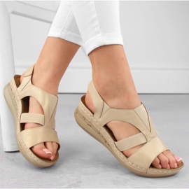 Sandalias cómodas sin cordones para mujer con bandas elásticas, beige eVento 7765 2