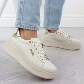 Zapatos de cuero para mujeres en la plataforma beige filippo 6790 5