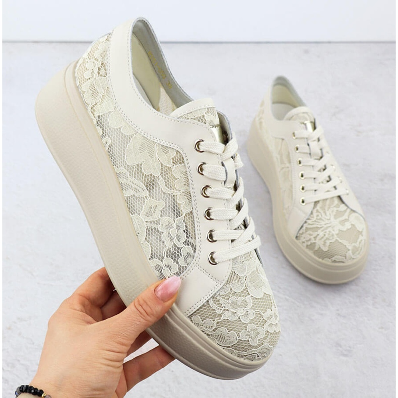 Zapatos en la plataforma de encaje beige S.Barski Hy51-059 1