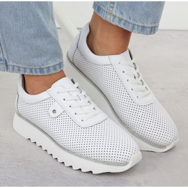 S.Barski Zapatos de cuero para mujeres en la plataforma de Openwork Białe S. Barski LR51-629 blanco 6
