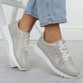 S.Barski Zapatos de cuero para mujeres en la plataforma Openwork Złote S. Barski LR51-927 dorado 4