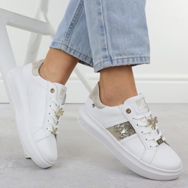Zapatillas de deporte de cuero para mujeres en la plataforma White Rieker 1202-82 blanco 9