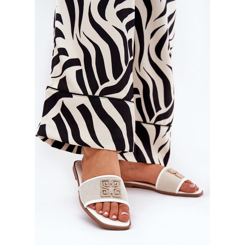 Boto Flip de mujeres elegantes con decoración plana blanco 2