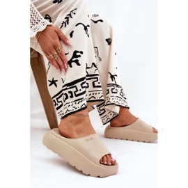 Zapatillas de espuma para mujeres en la plataforma Big Star RR274A569 Beige 6