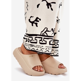 Zapatillas de espuma para mujeres en la plataforma Big Star RR274A569 Beige 1